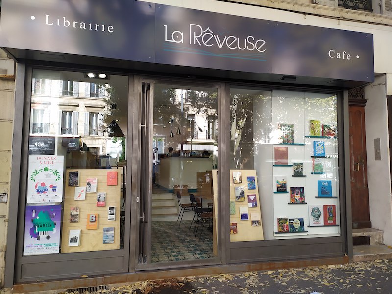 café librairie La Rêveuse à Marseille - devanture