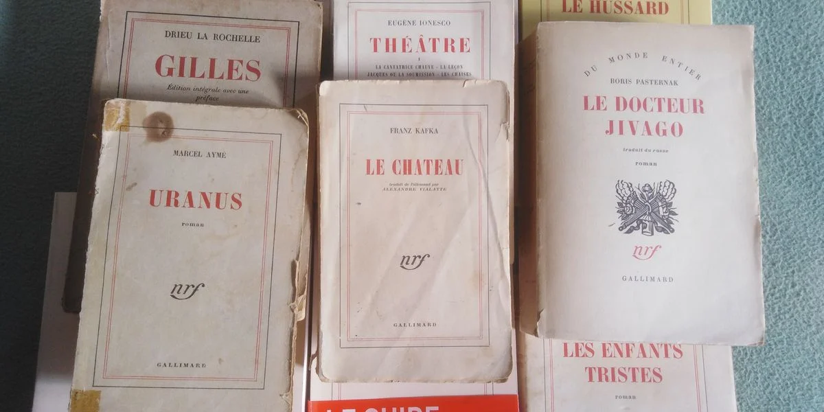 exemples de première de couverture de la collection blanche de Gallimard
